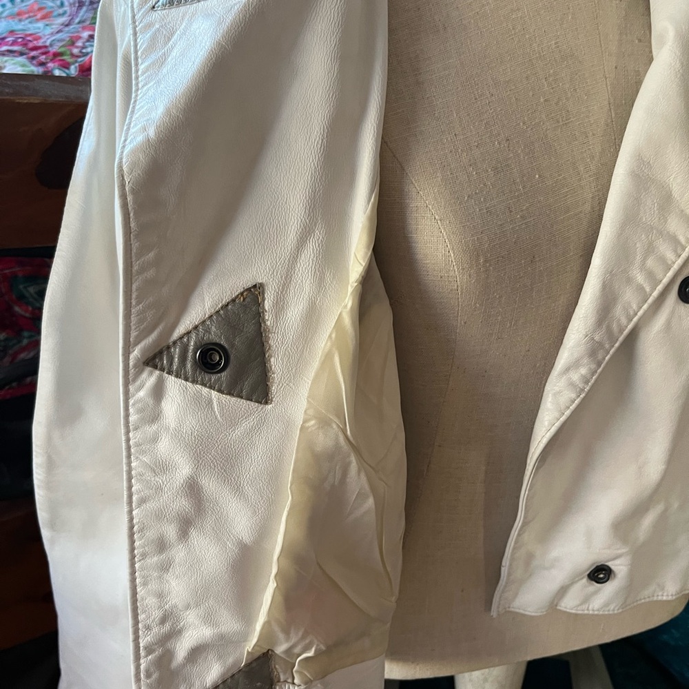 Vintage 80s Comint Argentinian White and Gray Genuine Leather Jacket - Picture 4 of 16